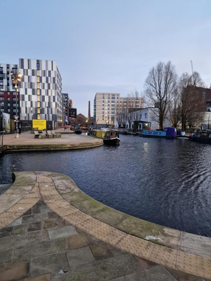 Converted Mill Apartment Manchester Buitenkant foto